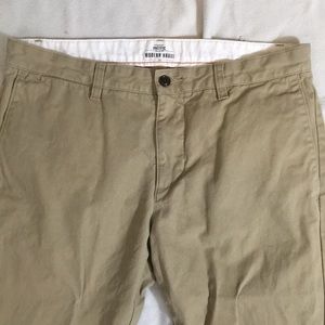 Dockers Khaki pants 34x30